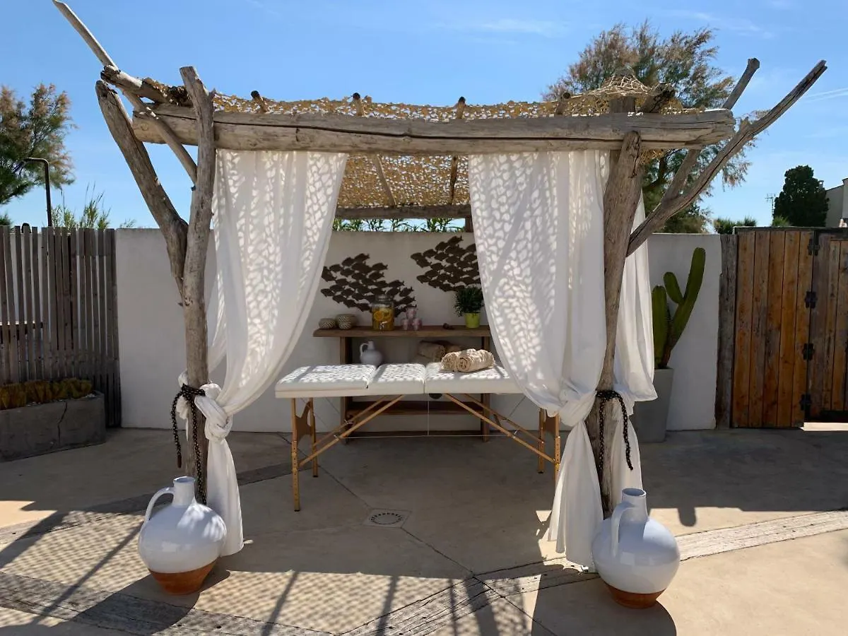 Hotel Lodge Sainte Helene Adult Only Saintes-Maries-de-La-Mer