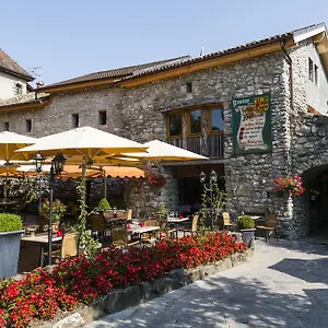 le-vieux-logis-yvoire.hotels-rhonealpes.com/
