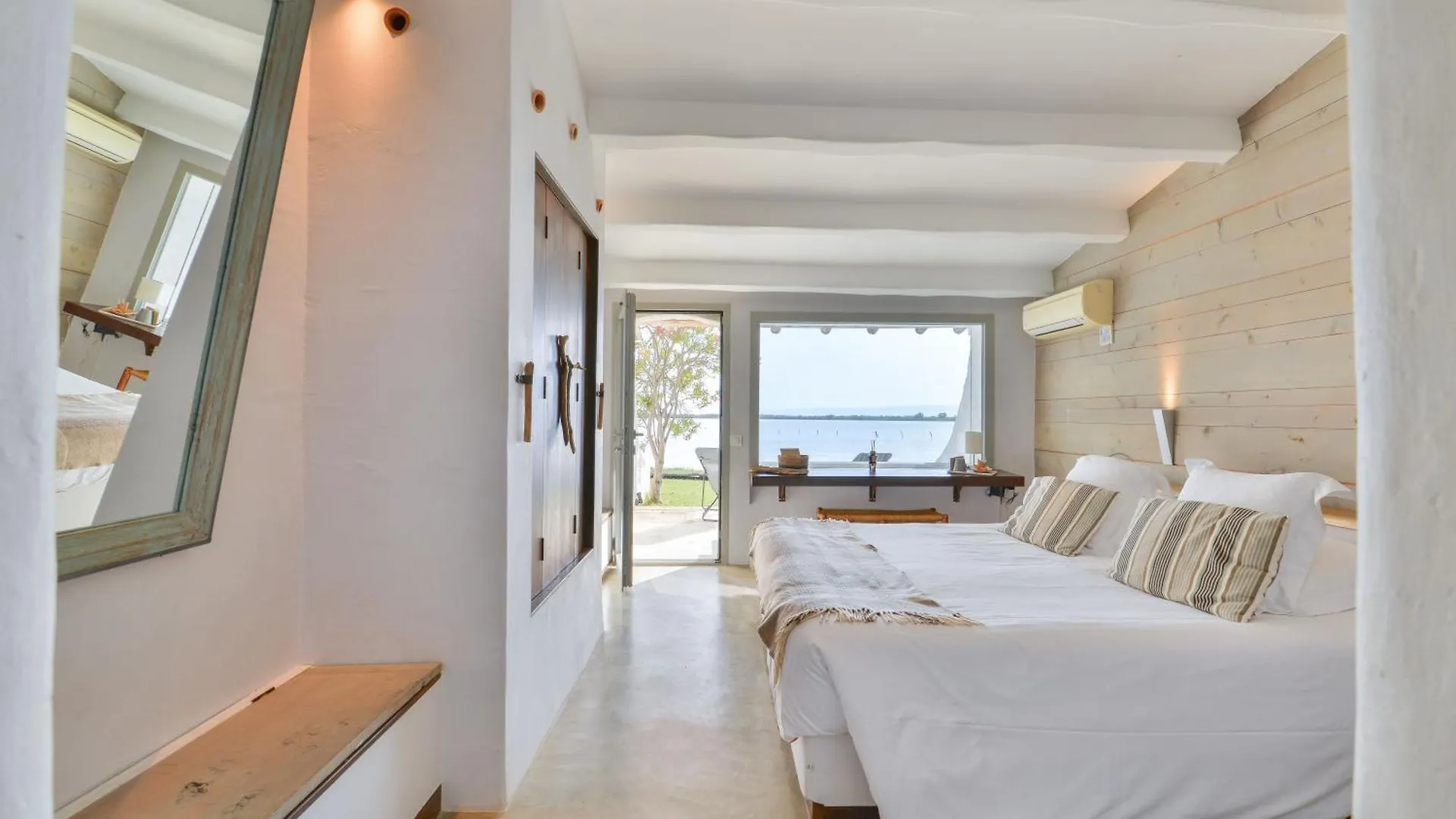 Lodge Sainte Helene Adult Only Saintes-Maries-de-la-Mer 0*,